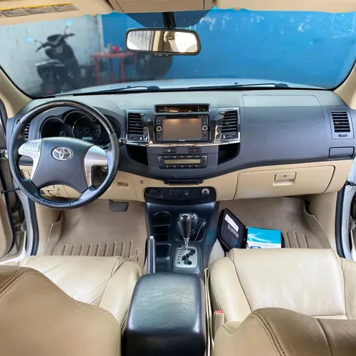 Toyota Fortuner 2015 — foto 7