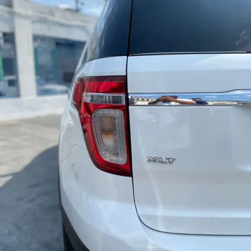 Ford Explorer 2012 — foto 4