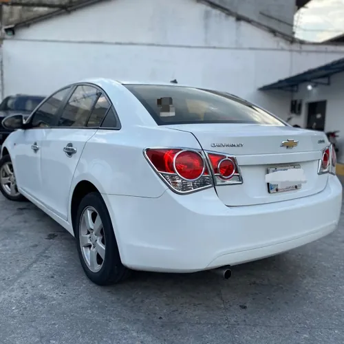 Chevrolet Cruze 2011 — foto 4