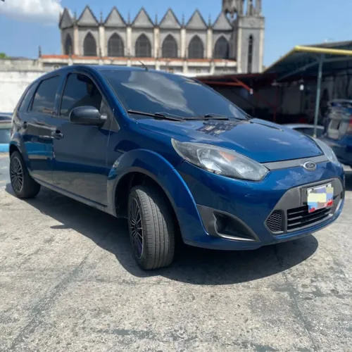 Ford Fiesta Move 2011 — foto 2