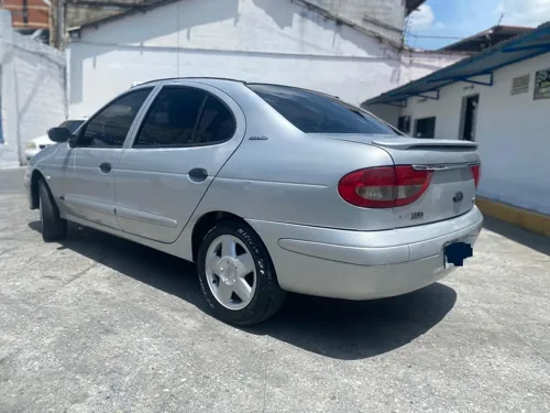Renault Megane 2008 — foto 3