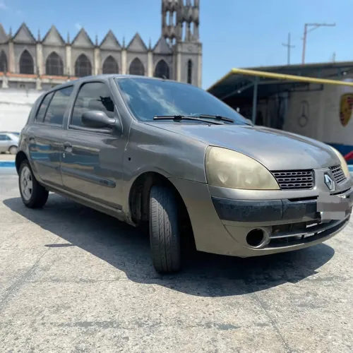 Renault Clio 2005 — foto 2