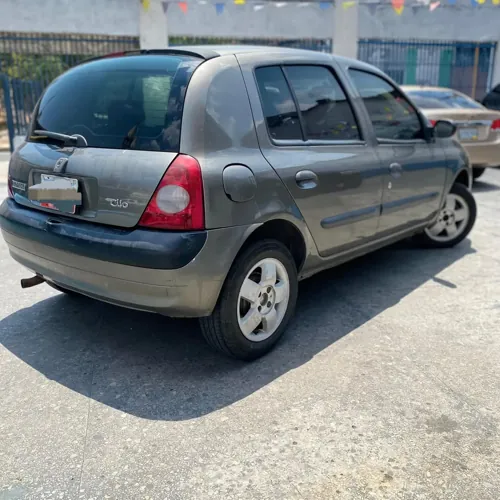 Renault Clio 2005 — foto 3