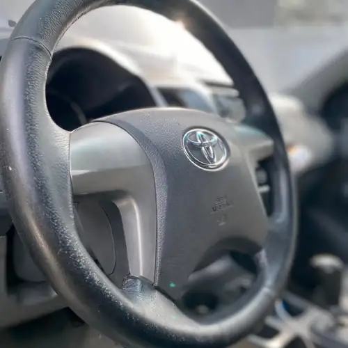 Toyota Hilux 2013 — foto 6