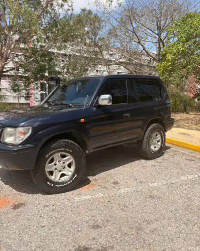 Toyota Meru 2006 — foto 3