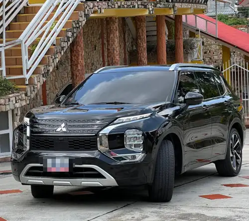 Mitsubishi Outlander 2024 — foto 2