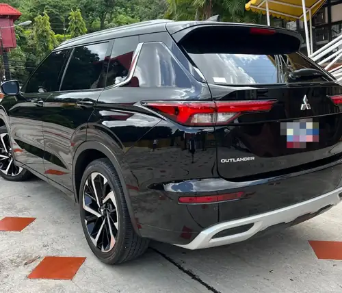 Mitsubishi Outlander 2024 — foto 3
