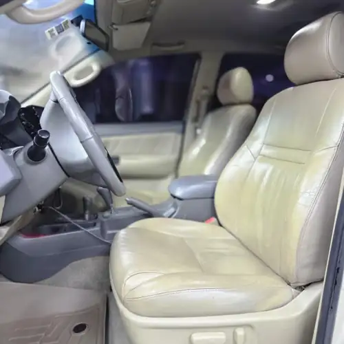 Toyota Fortuner 2013 — foto 3