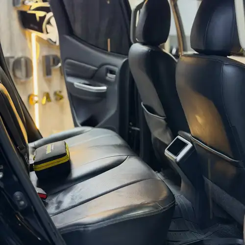Mitsubishi L 2023 — foto 4