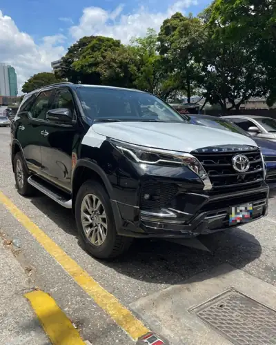 Toyota Fortuner Vxr 2025 — foto 3