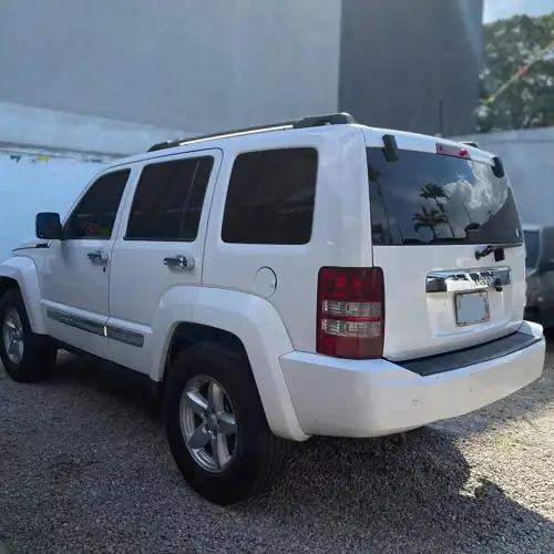 Jeep Cherokee Kk Limited 2009 — foto 4
