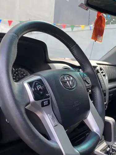 Toyota Tundra 2015 — foto 5