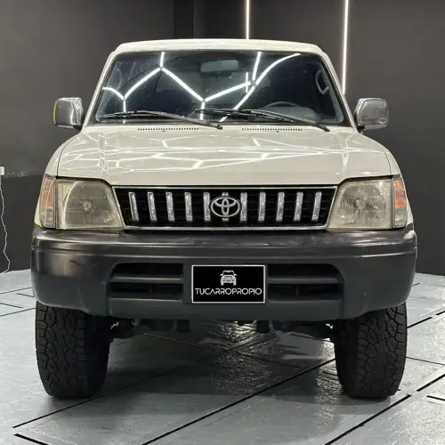 Toyota Meru 2008 — foto 2