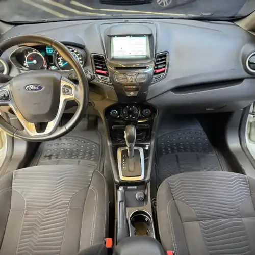 Ford Fiesta Titanium 2018 — foto 3