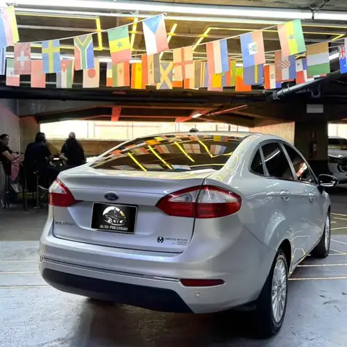 Ford Fiesta Titanium 2018 — foto 5