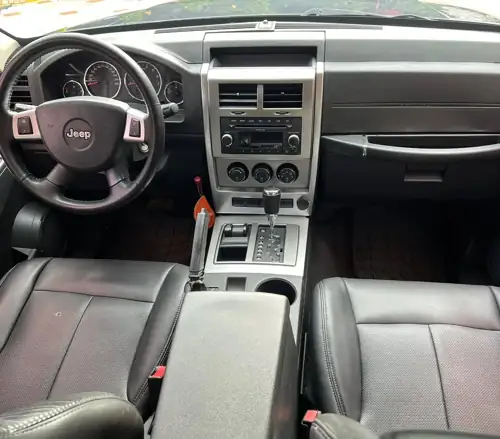 Jeep Cherokee Kk 2009 — foto 5
