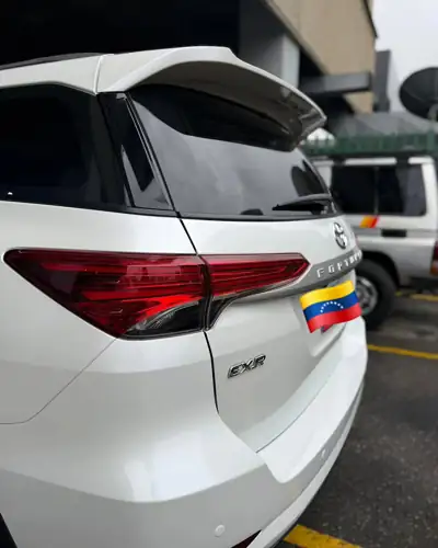 Toyota Fortuner 2025 — foto 4