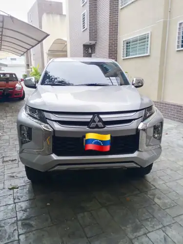 Mitsubishi L 2023 — foto 5