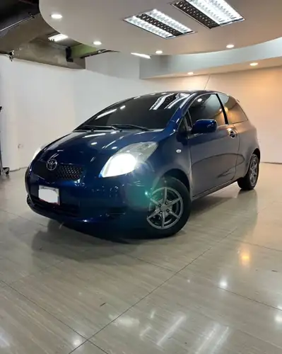 Toyota Yaris Sport 2006 — foto 2