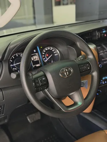 Toyota Fortuner Vxr 2024 — foto 3