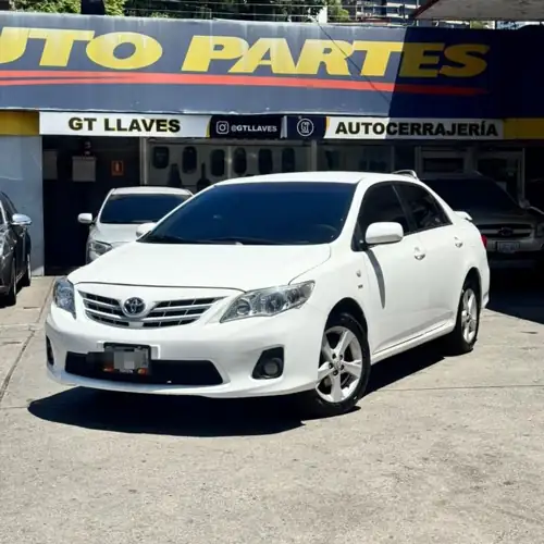 Toyota Corolla 2012 — foto 2