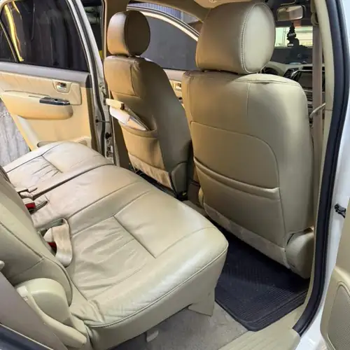 Toyota Fortuner 2012 — foto 4