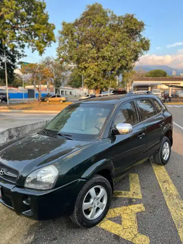 Hyundai Tucson 2007 — foto 2