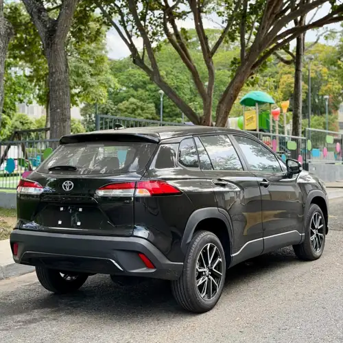 Toyota Corolla Cross 2026 — foto 2