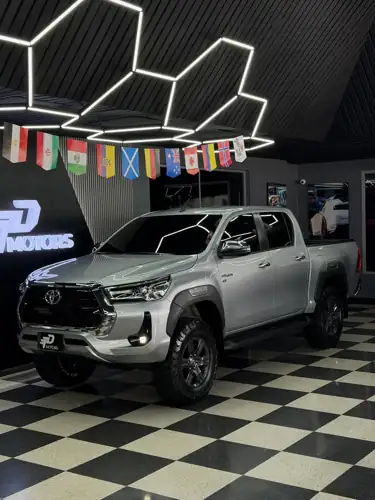 Toyota Hilux 2025 — foto 2