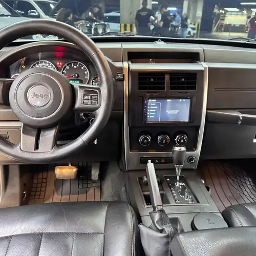 Jeep Cherokee Kk 2012 — foto 3