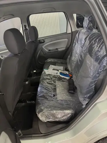 Ford Fiesta Max 2010 — foto 5