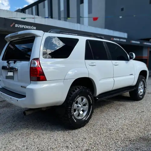 Toyota 4Runner 2008 — foto 3