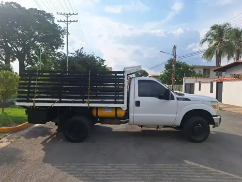 Ford Super Duty 2013 — foto 2