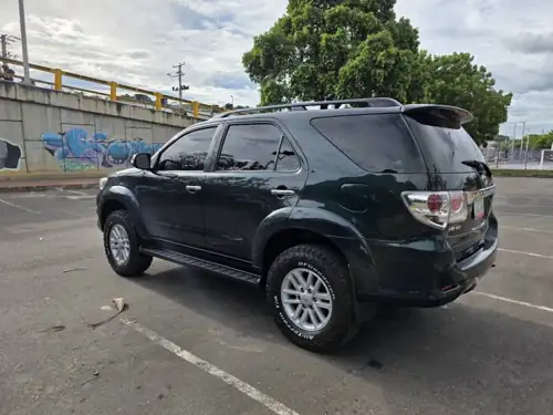 Toyota Fortuner 2015 — foto 3