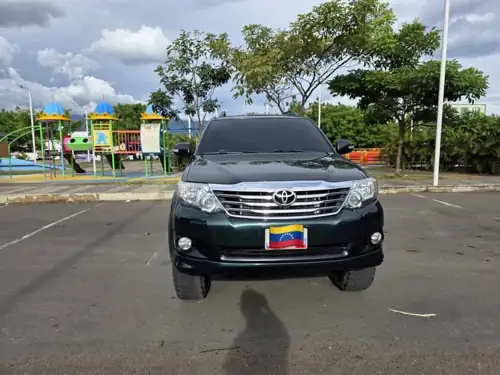 Toyota Fortuner 2015 — foto 4