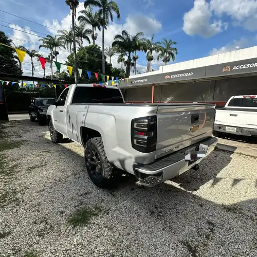Chevrolet Silverado 2016 — foto 3
