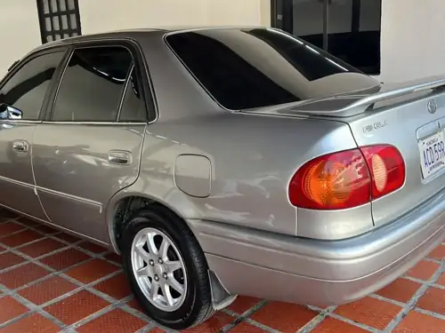 Toyota Corolla 2000 — foto 2