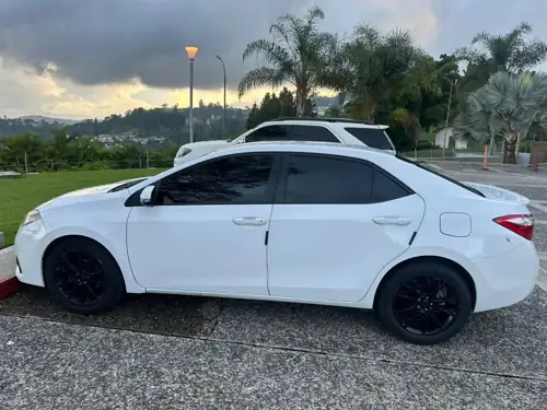 Toyota Corolla 2016 — foto 5