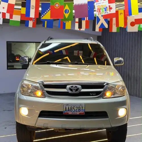 Toyota Fortuner 2008 — foto 5