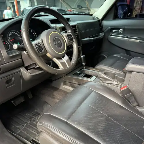 Jeep Cherokee Kk Limited 2011 — foto 5