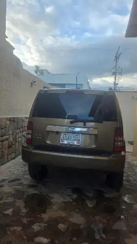 Jeep Liberty 2009 — foto 3