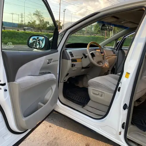 Toyota Previa 2007 — foto 5
