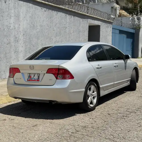 Honda Civic 2006 — foto 4