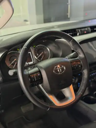 Toyota Hilux 2025 — foto 3