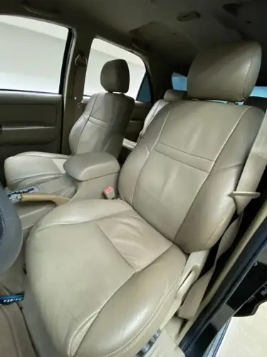 Toyota Fortuner 2012 — foto 3