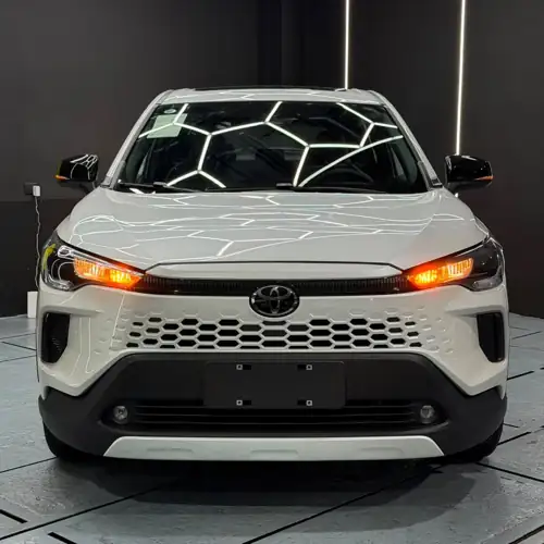 Toyota Corolla Cross 2026 — foto 2